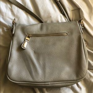 Women’s Crossbody